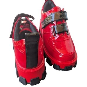 Red Fire Chamberlain Patent Sneakers in vegan leather from Azalea Wang, size 7